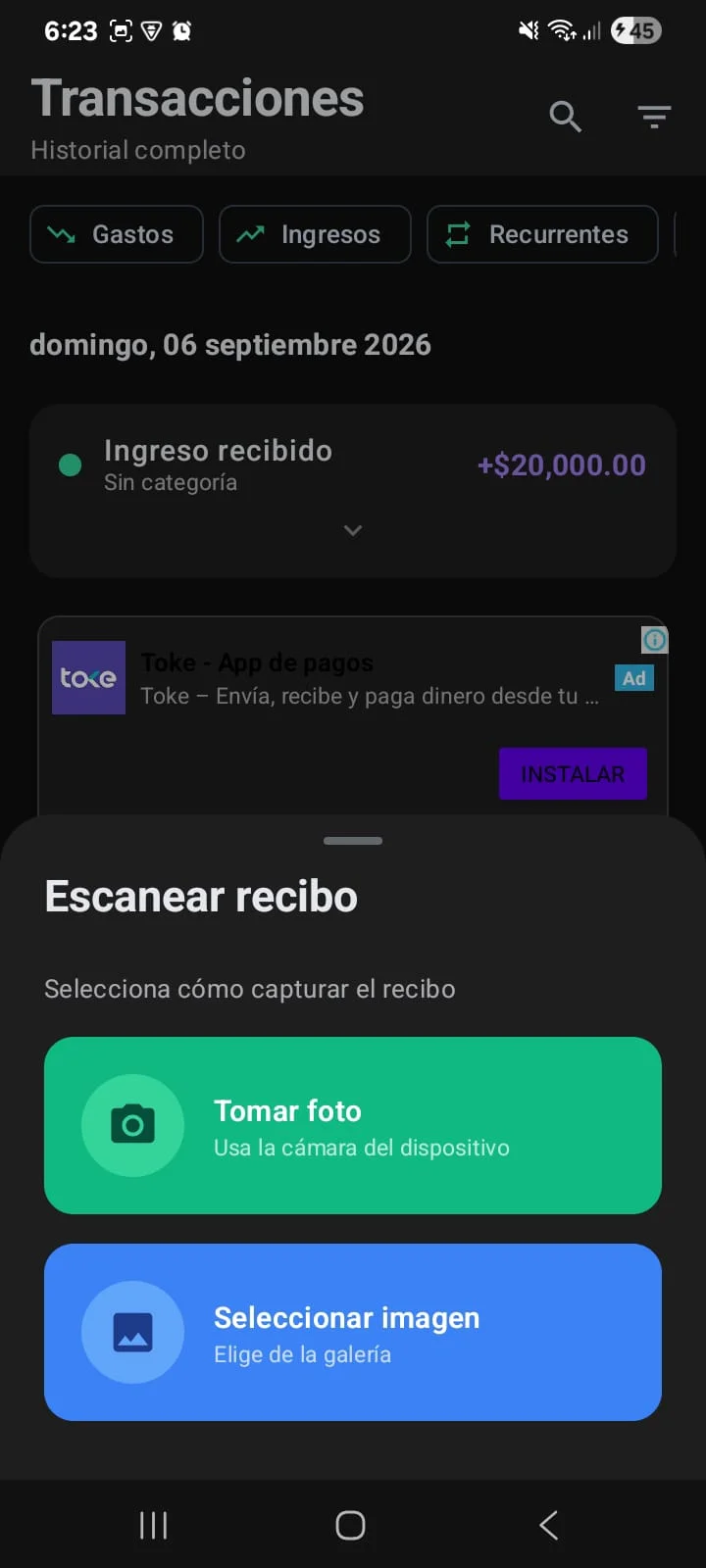 Opciones para tomar una foto o seleccionar un recibo desde la galería